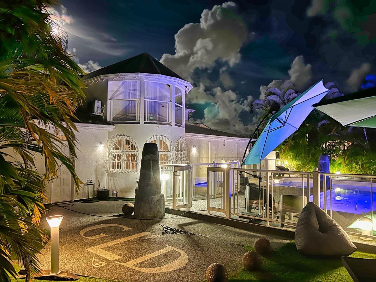 Green Lord Domaine - Lodges Piscine & Spa - Bar & Lounge - Restaurant Gastronomique Lamentin Exterior foto